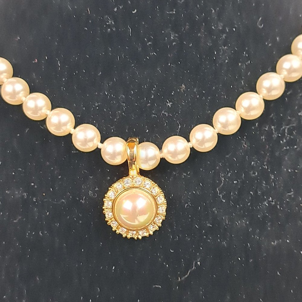 Vintage Roman Faux Pearls & Faux Pearl/Crystal Pendant Enhancer - Picture 7 of 16